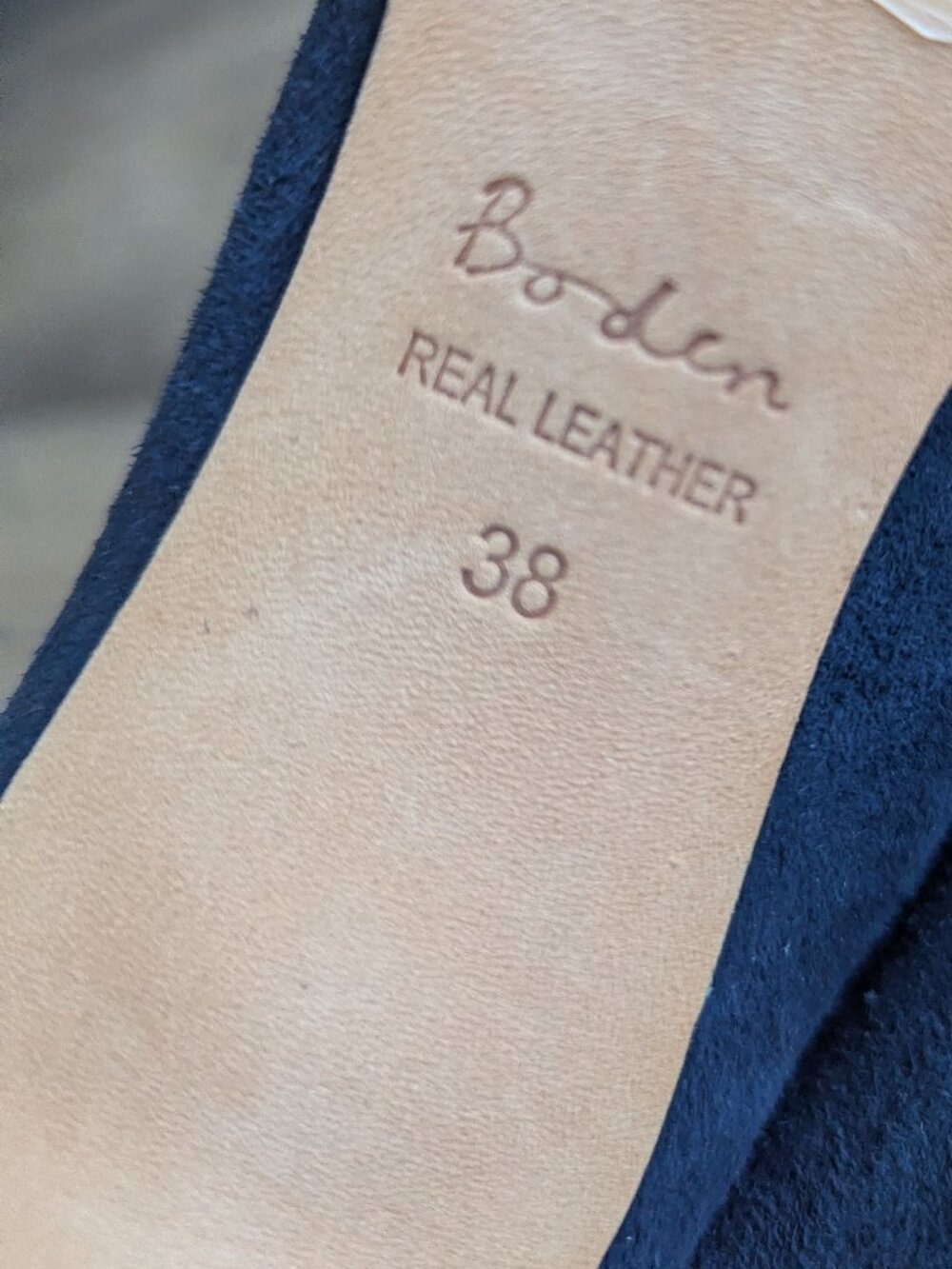 Boden Women's Suede Leather Scallop Point Toe Stiletto Heels Navy Classic EU38 - Picture 10 of 12